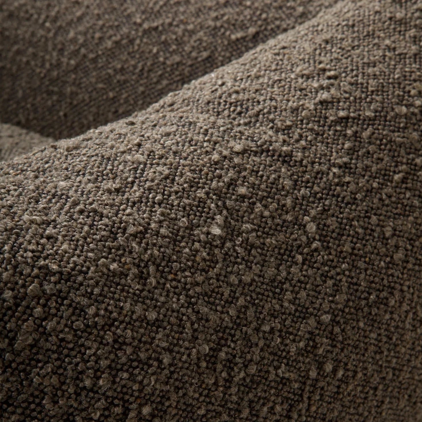 Billy Boucle seng - mocca - Petstudio.dk