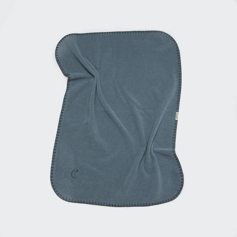 Fleece tæppe - Dove blue - Petstudio.dk